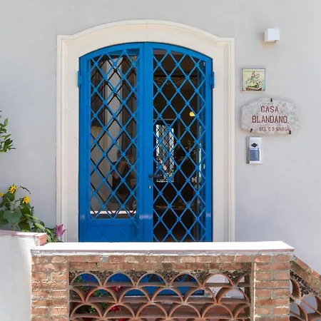 Casa Blandano