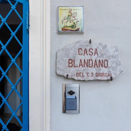 Oda ve Kahvaltı Casa Blandano 4*